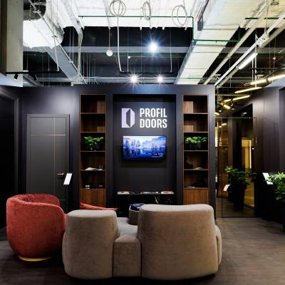 Салон дверей на ВДНХ в Уфе Платенадорс